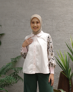 Celosia Sekar Top Knit Sleeve