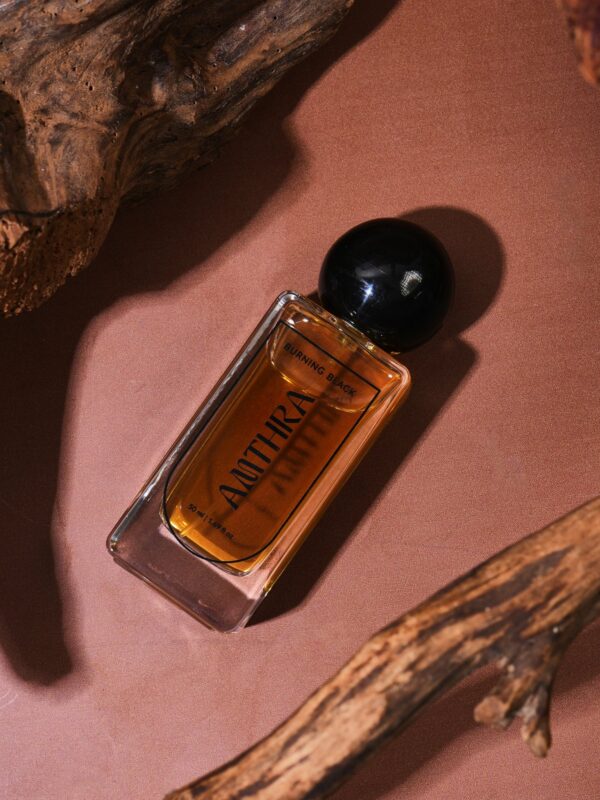 AMTHRA Burning Black Eau de Parfum 50ml